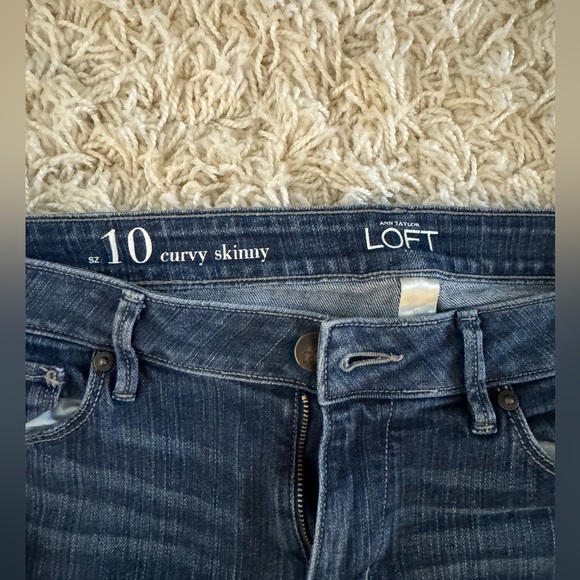 Loft Curvy Skinny Jeans size 10 - Picture 3 of 3
